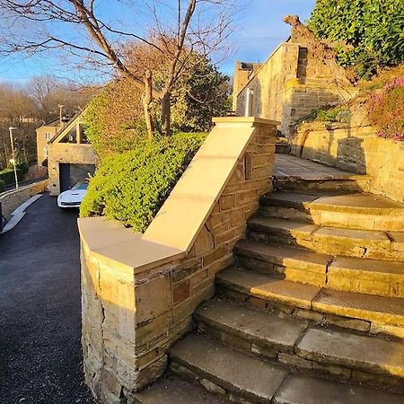 Luxury 1 Bed Coach House Huddersfield Exterior foto