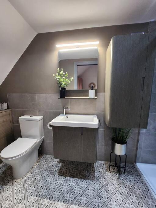 Luxury 1 Bed Coach House Huddersfield Exterior foto